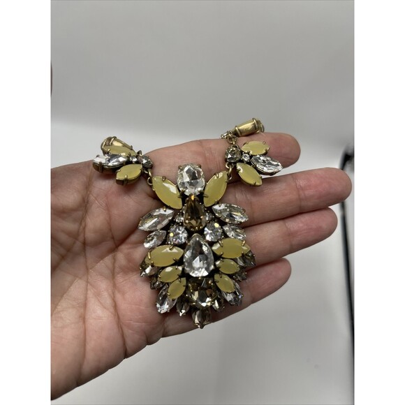 J Crew Neutral￼ Colored Crystal Large Medallion Continuous Statement Necklace - Picture 10 of 11